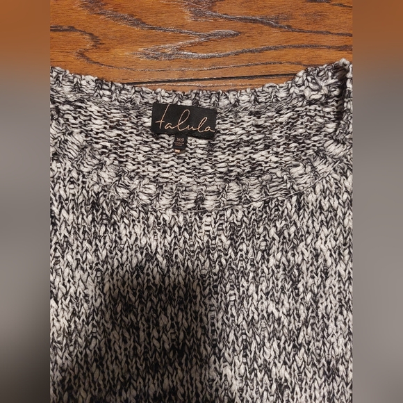 Aritzia Knit Sweater XXS (Talula) - Picture 3 of 3